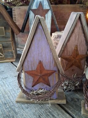 Primitive Birdhouse (Purple))
